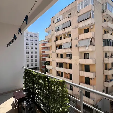 Casa *